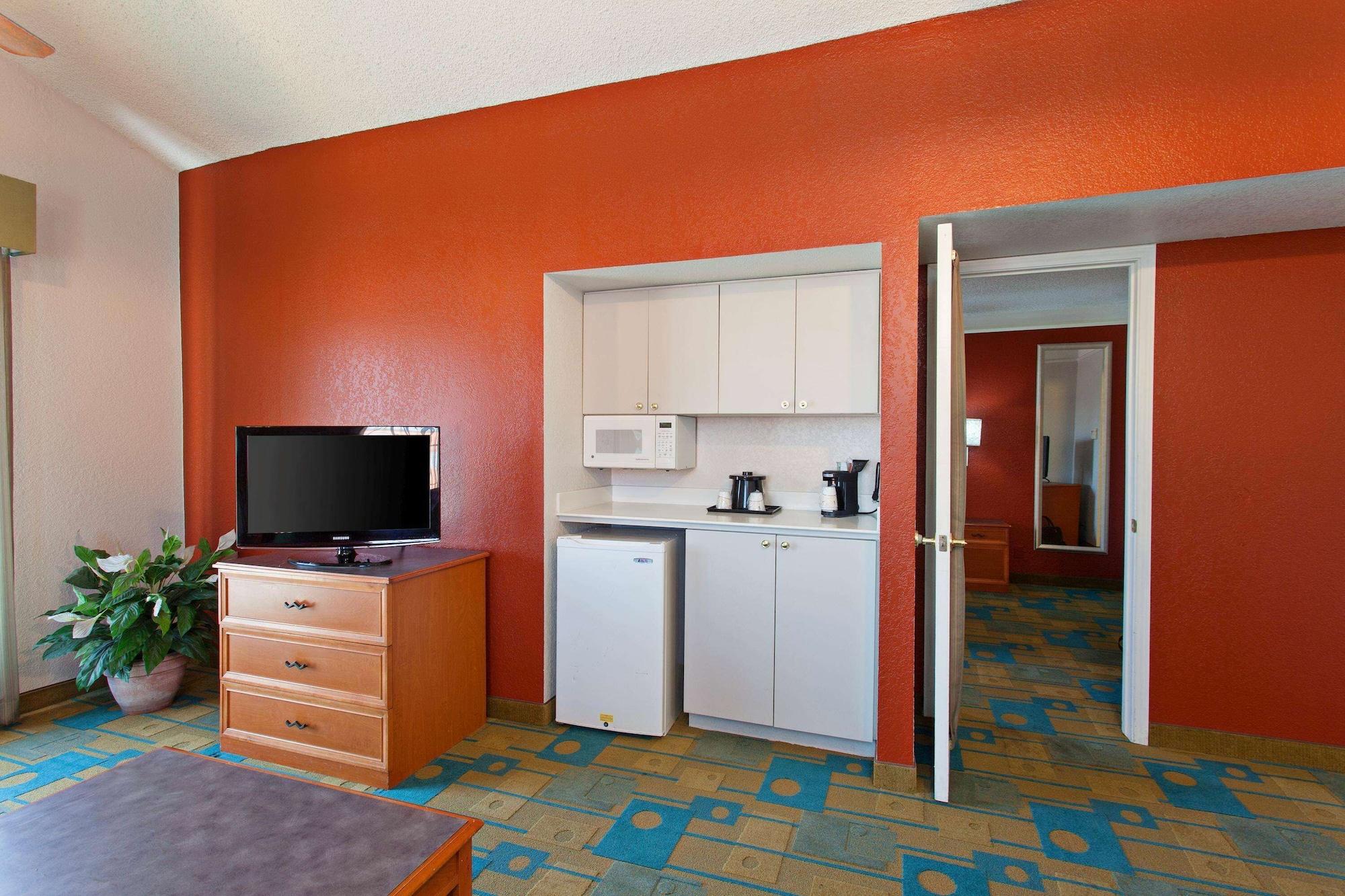 La Quinta Inn By Wyndham Costa Mesa Orange County Eksteriør billede